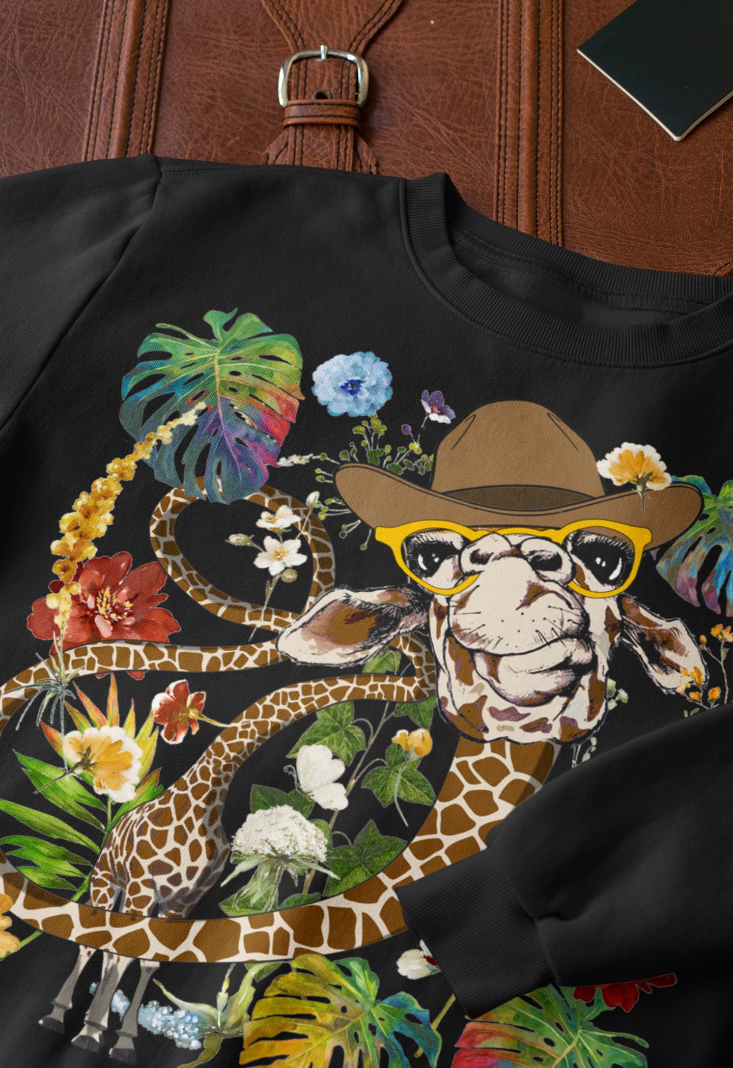 Giraffe Animal Graphic Tee Shirt, Hoodie Sweatshirt